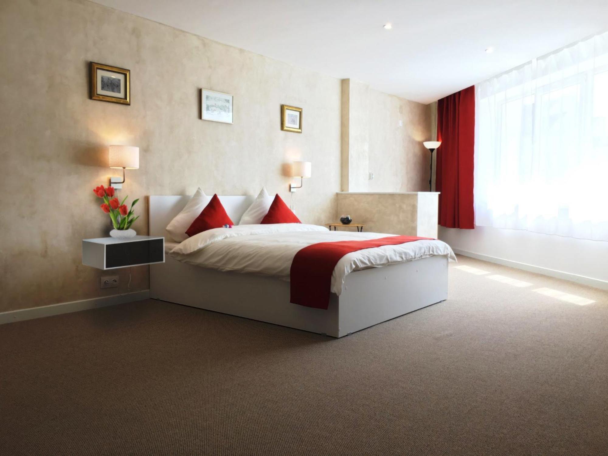 Csiki Hotel Miercurea Ciuc Εξωτερικό φωτογραφία